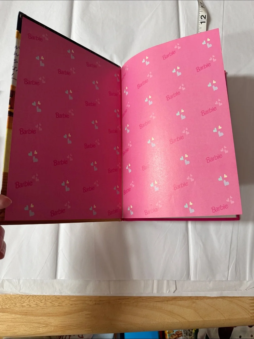 Barbie; 1998 vintage hardcover book ; the show must go on ! Excellent condition